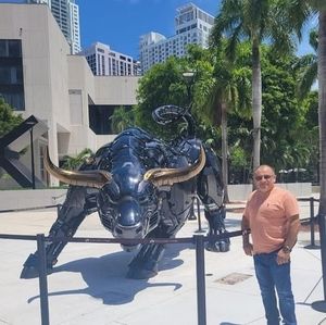 Meet your Posher, Barrera